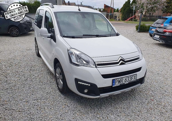 Citroen Berlingo cena 43900 przebieg: 88000, rok produkcji 2017 z Dobra małe 562